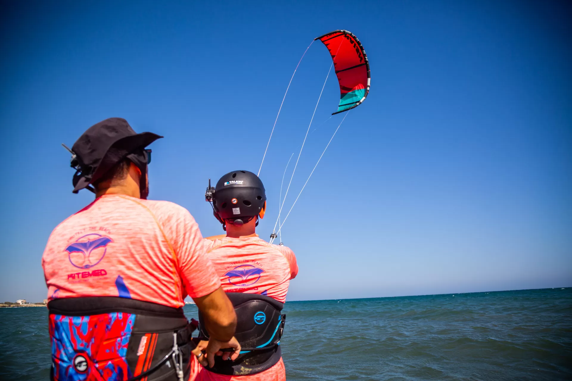 Learn kitesurf at kitemed